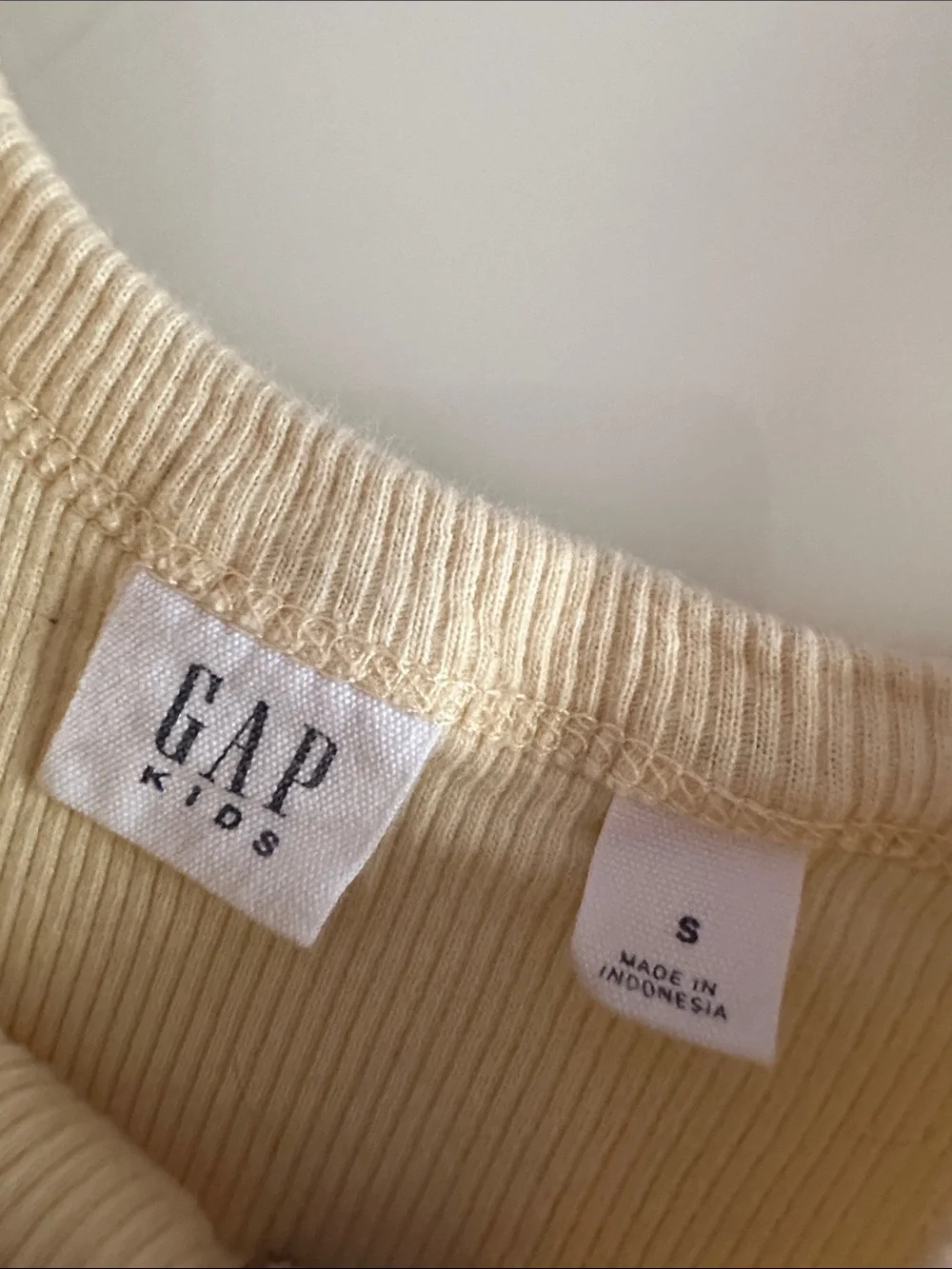 GAP Set of 2 Butter Yellow Ribbed Tank with Brown Teddy Patch and Cardigan